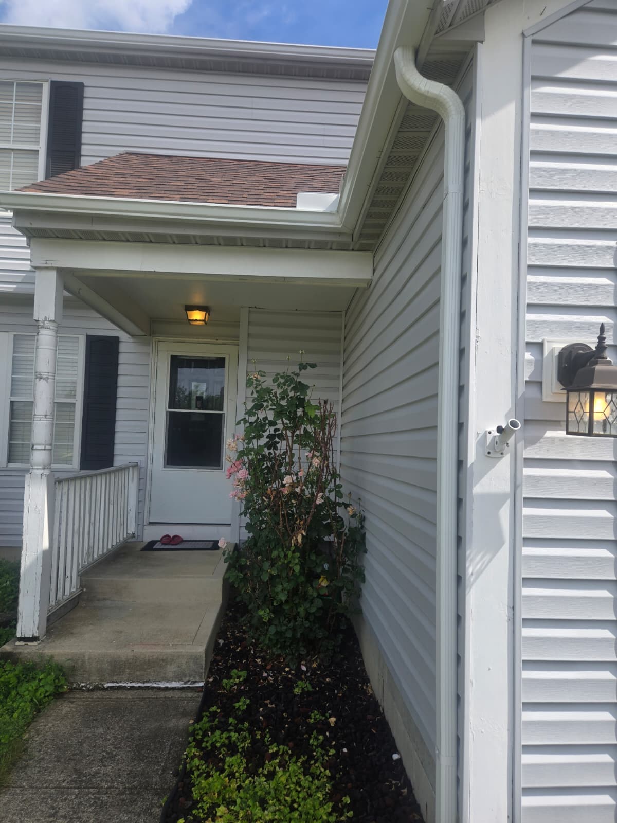 New seamless gutters